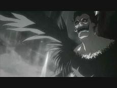 ryuk este care scapă un death note �n oamenilor, ulterior descoperit de light. este că